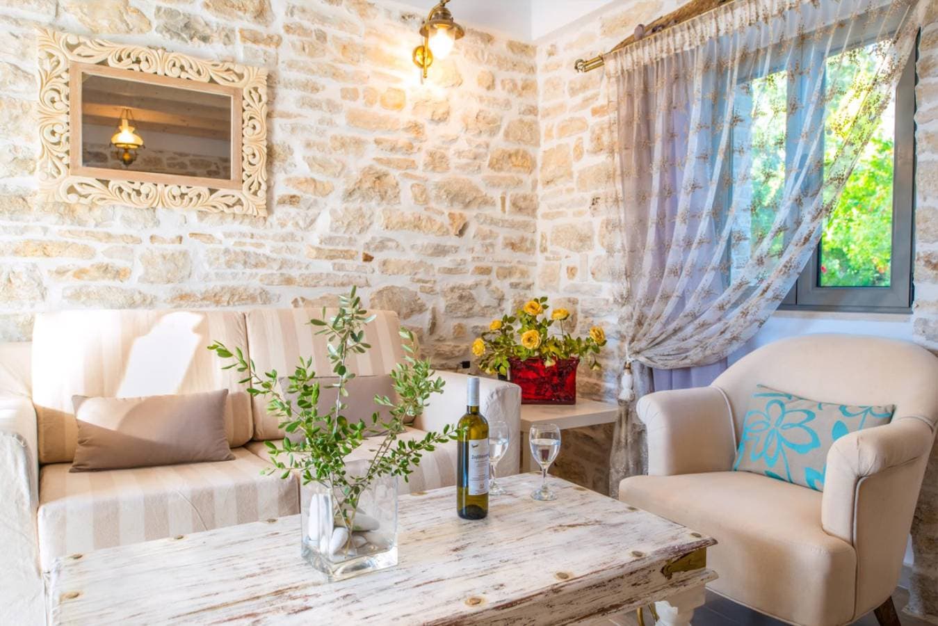 Foto 4 von 32: Villa für 4 Personen mit Pool