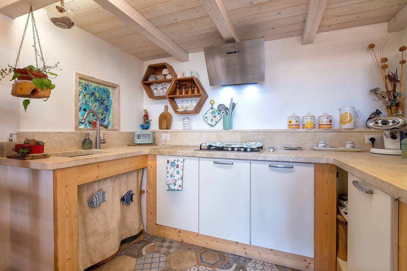 Foto 3 von 24: Ferienwohnung 'Perla Marina' mit Balkon und Klimaanlage