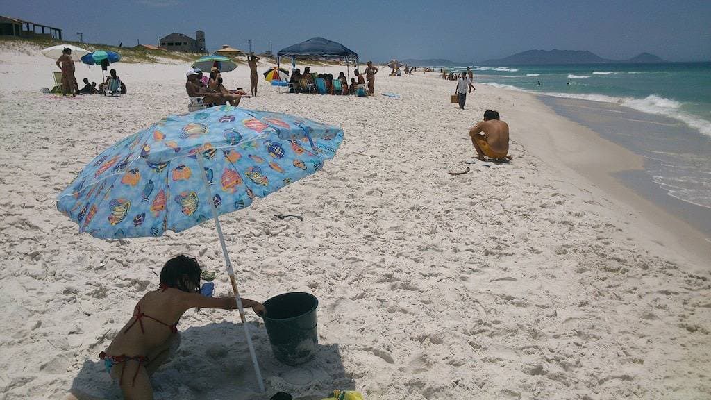 Foto 7 von 30: Sie im Paradies in Arraial do Cabo, tolles Haus mit Blick auf den Strand. Verpassen Sie es nicht!