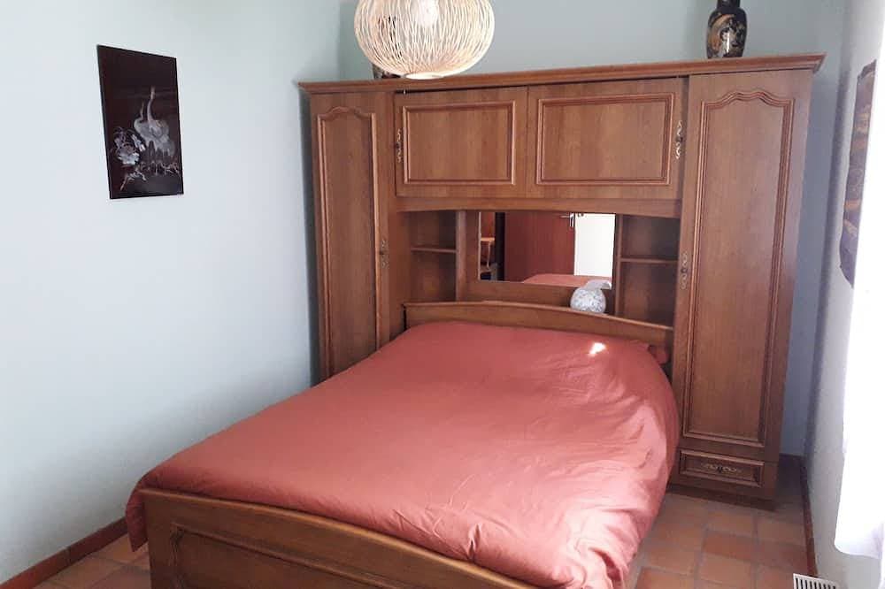 Foto 2 von 11: Villa des Chênes, Ombrage et Quiétude, à 5 min D'oraison et du lac de Baignade