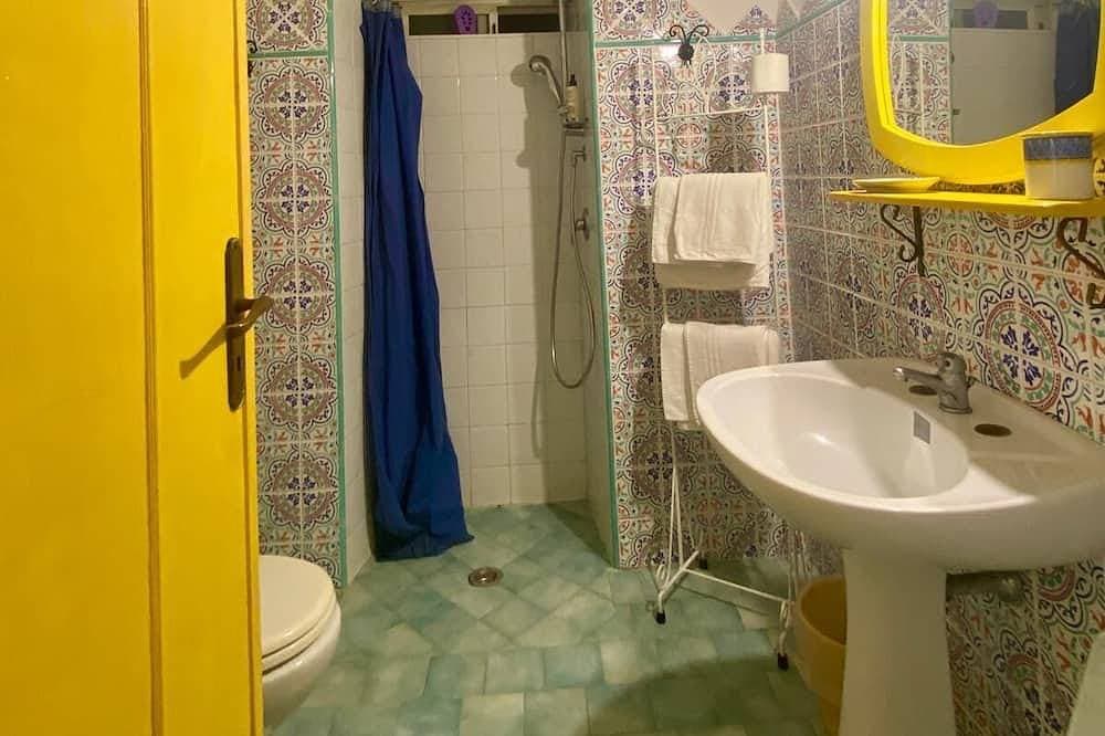 Foto 7 von 24: Wohnung für 4 Personen mit Blick auf den Strand mit Garten
