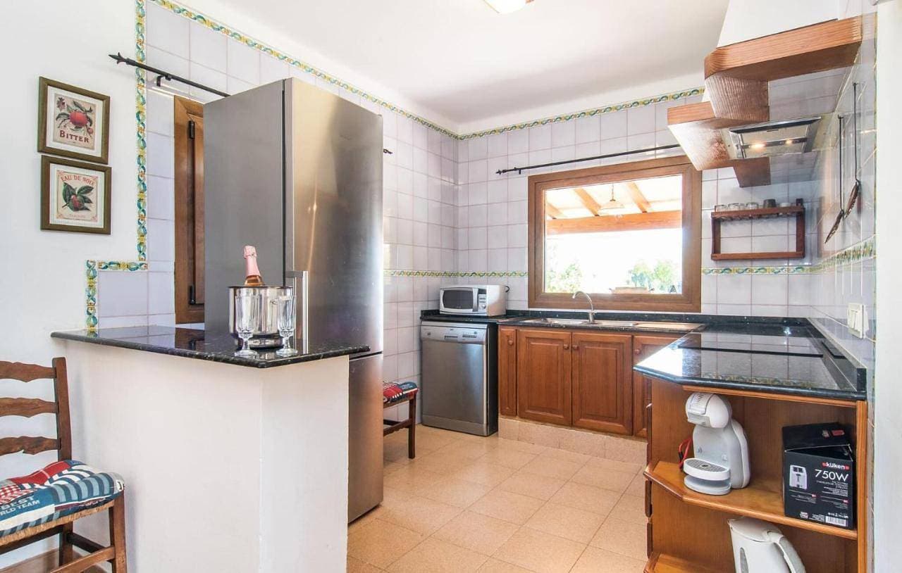 Foto 11 von 22: Three-Bedroom Holiday Home