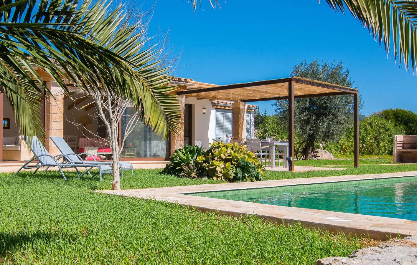 Foto 11 von 47: Appartement am Strand mit Pool und WiFi - 1,5km bis Sa Marjal