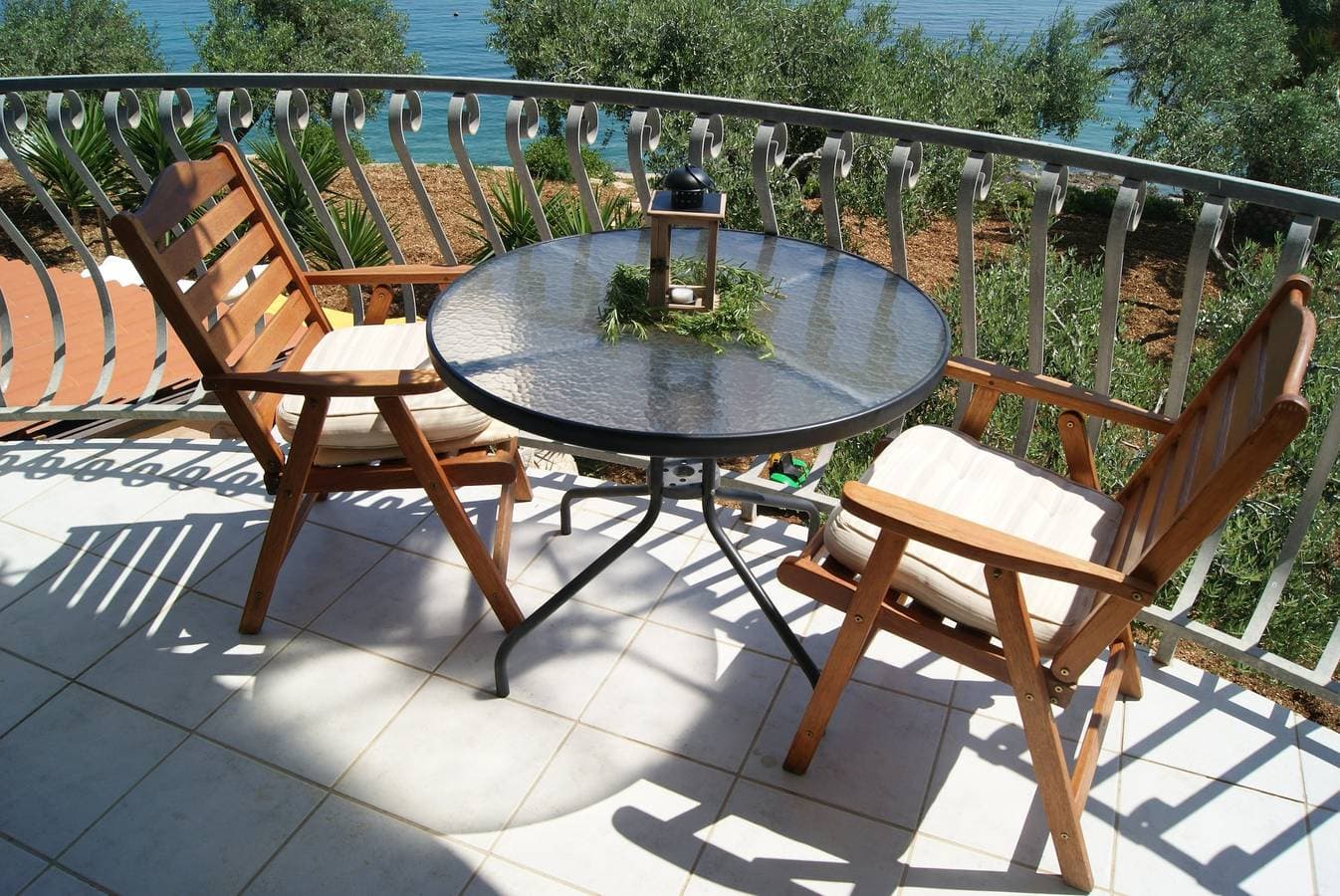 1-Zimmer-Ferienwohnung am Strand Zavala, Hvar A-553-a 1