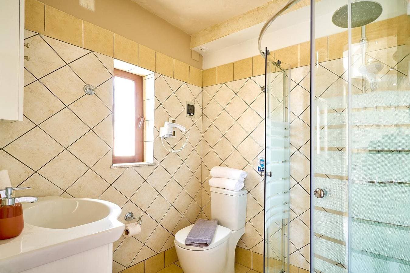 Foto 12 von 41: Villa „Vlite“ mit Meerblick, WLAN und Klimaanlage