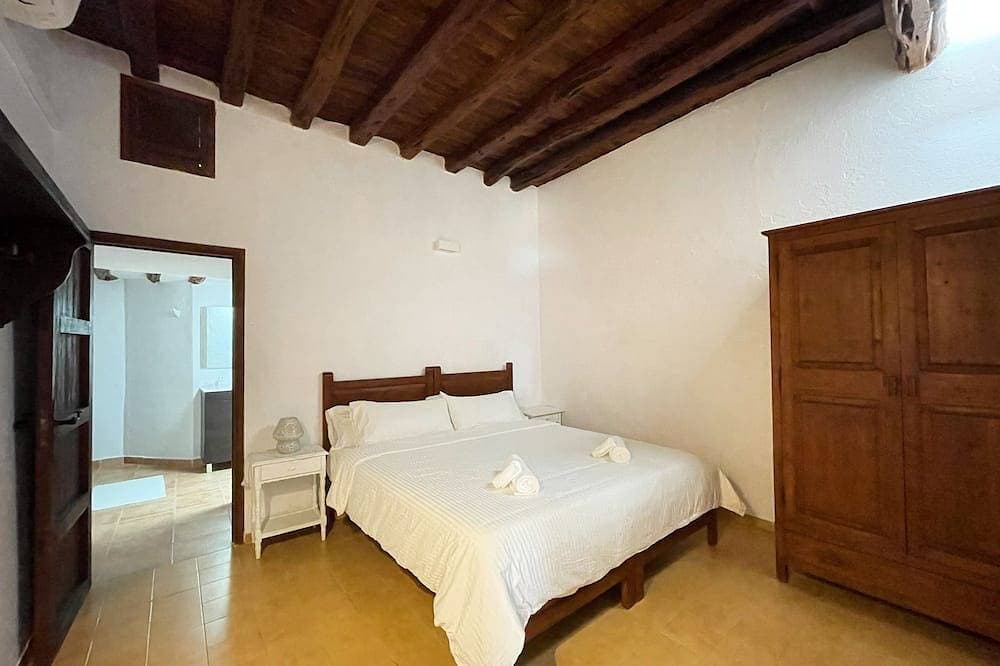 Foto 4 von 30: Authentic Ibicencan Finca in Sant Josep, close to Sant Josep town