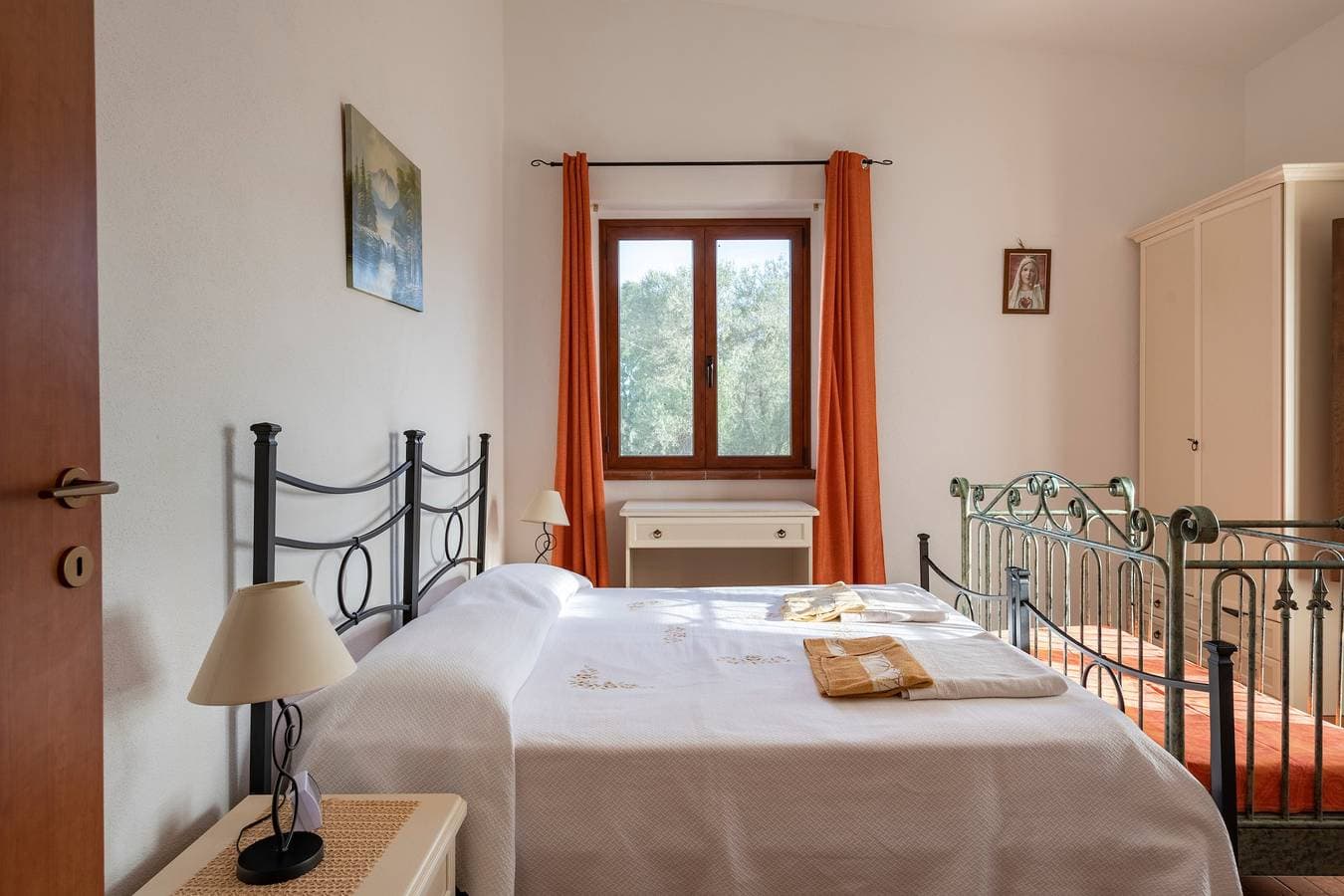 Foto 4 von 26: Casa Vacanze Bonu Iloghe: Bergblick, private Terrasse und WLAN in Dorgali
