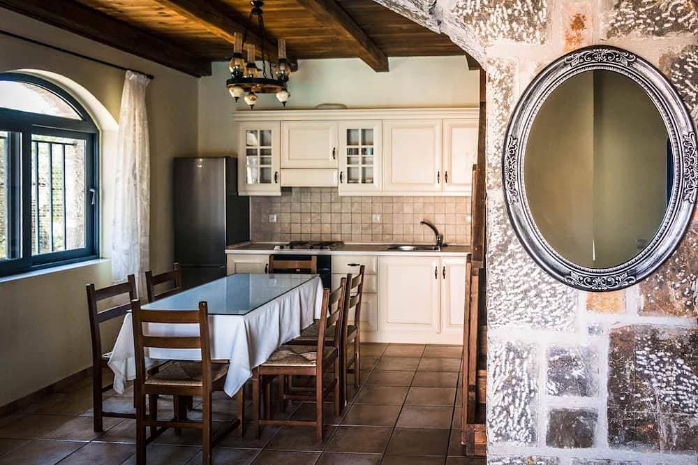 Niriides Villas | Thetis | Villa 3-bedrooms with private pool 1