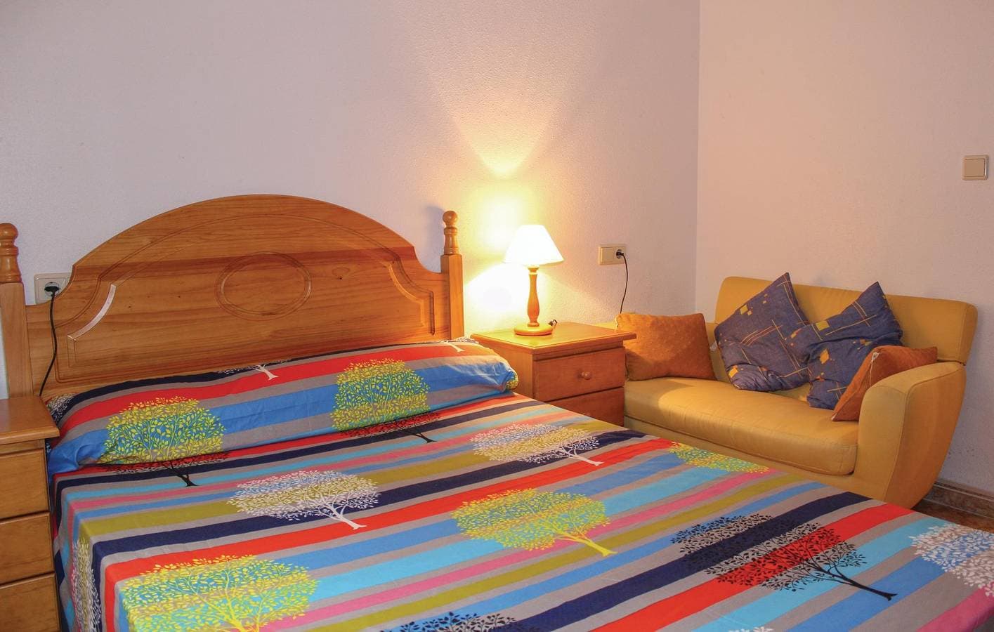 Foto 5 von 16: 70m² Wohnung mit Parkplatz, Kochnische, Pool & Terrasse - 2km zum Strand