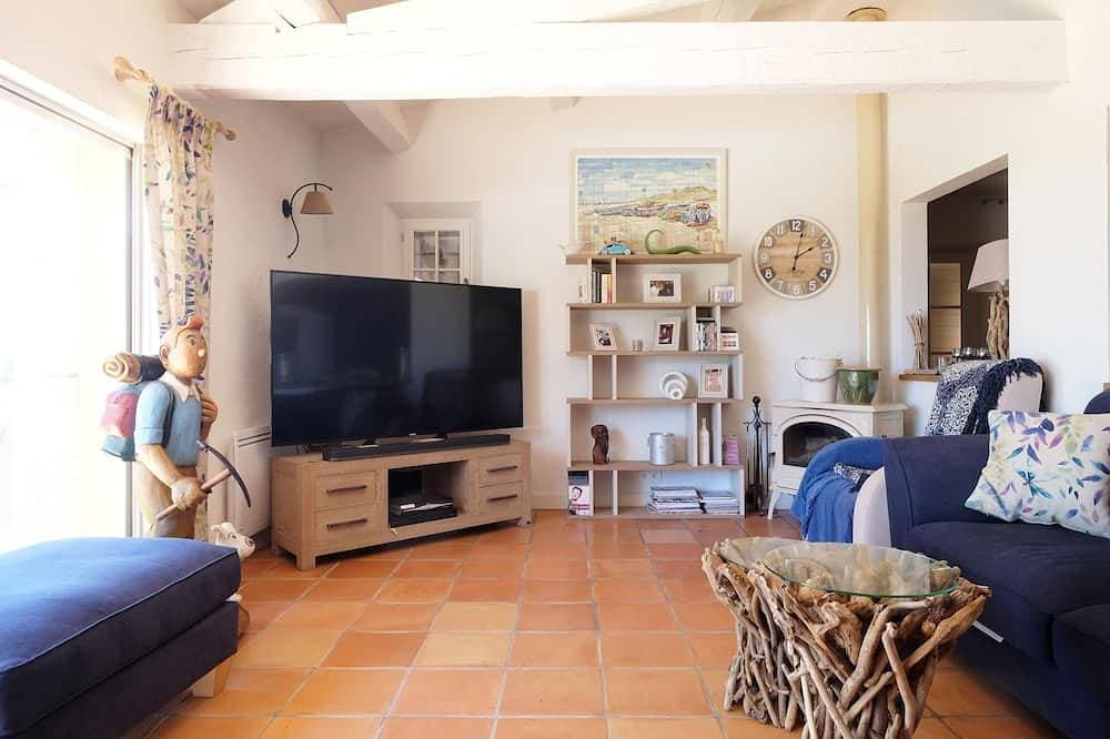 Foto 6 von 30: Charmante Villa mit 5 Schlafzimmern in der Nähe von Valbonne auf einem geschlossenen Grundstück