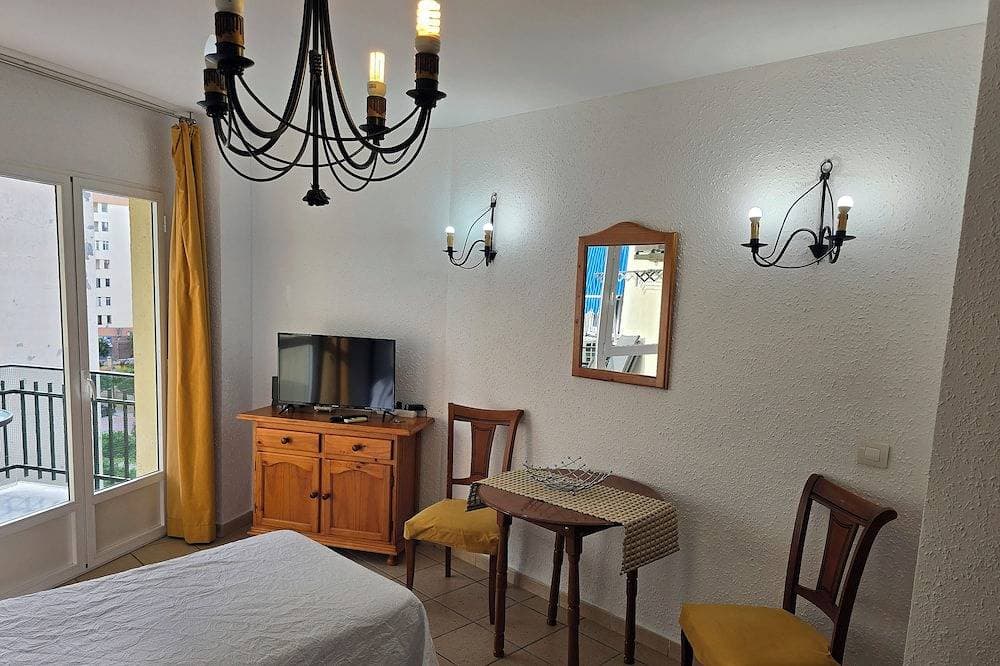 Foto 3 von 30: Beautifully furnished studio for vacation
