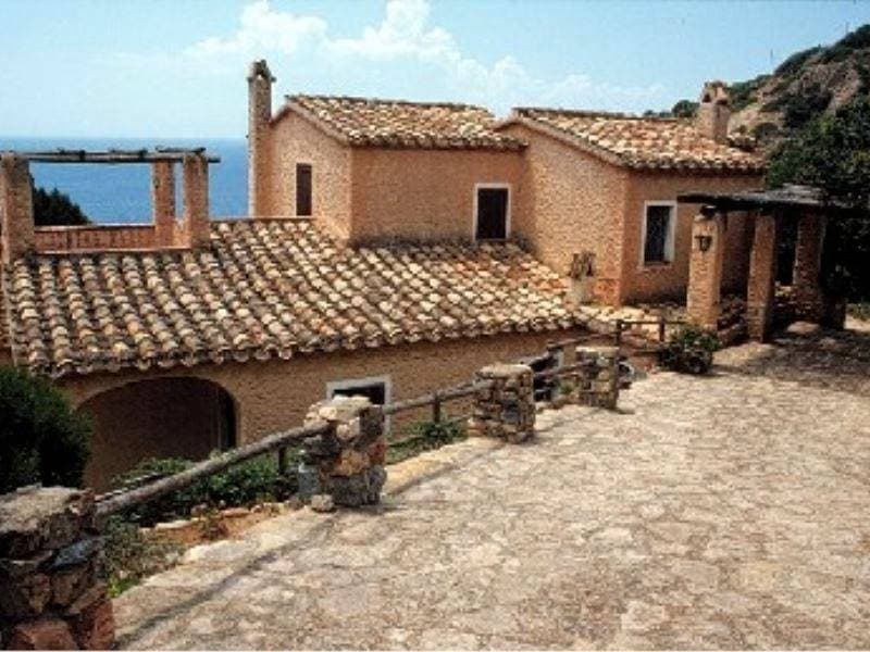 Foto 3 von 14: Villa für 7 Personen mit Terrasse