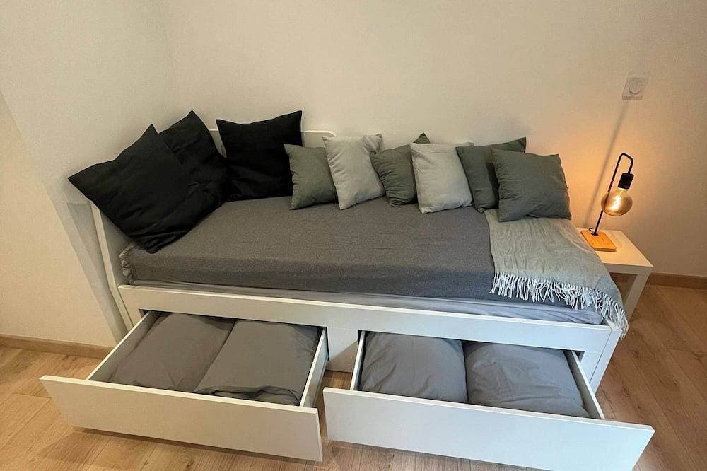 Foto 2 von 12: Comfortable and quiet studio in the heart of the 15th, easy access to all of Paris