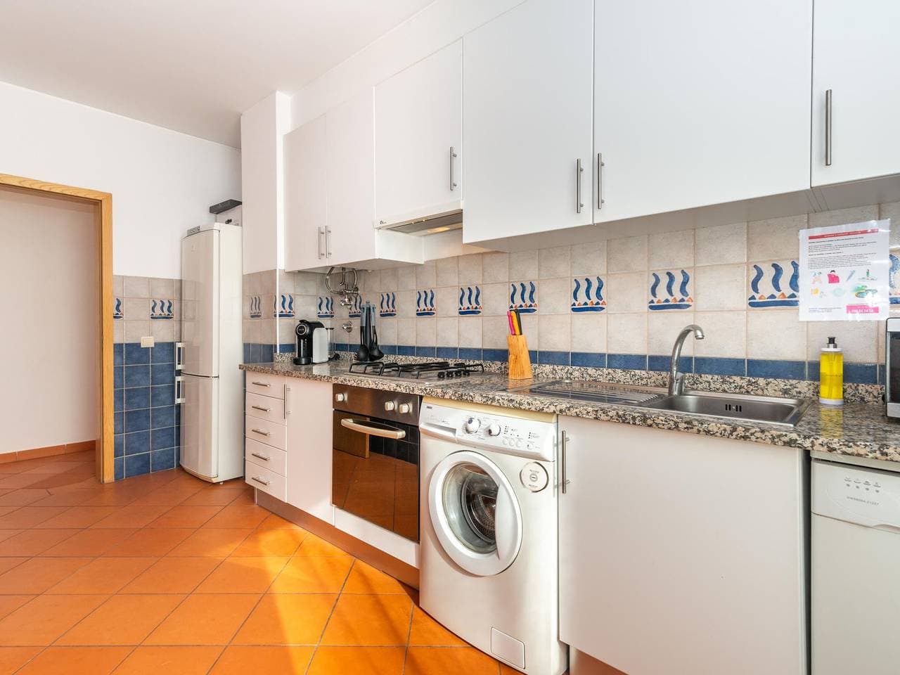 Foto 10 von 21: Ferienwohnung für 4 Personen mit Balkon