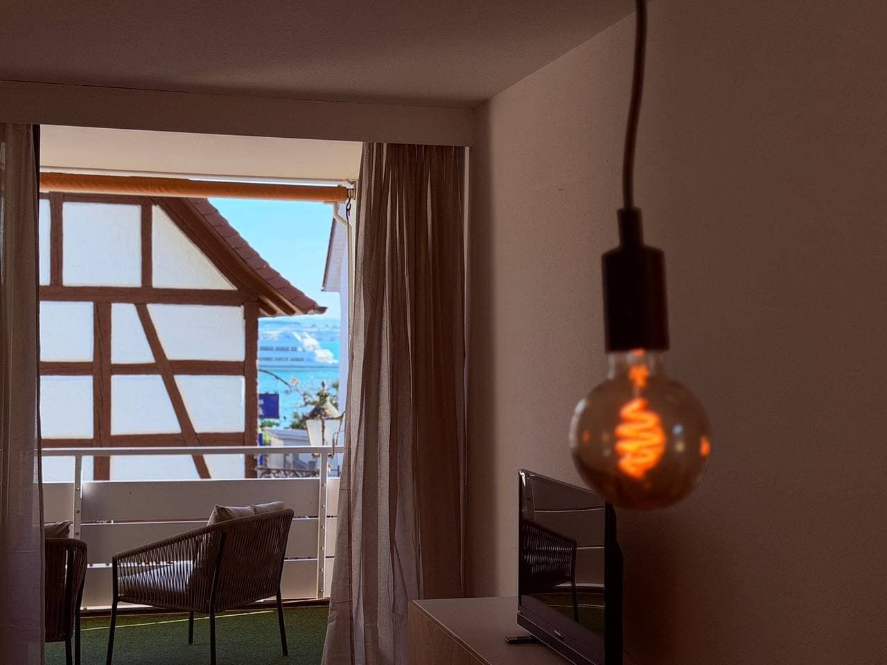 Foto 5 von 29: Ferienwohnung Lakeside – Ihr Logenplatz am Bodensee in Hagnau