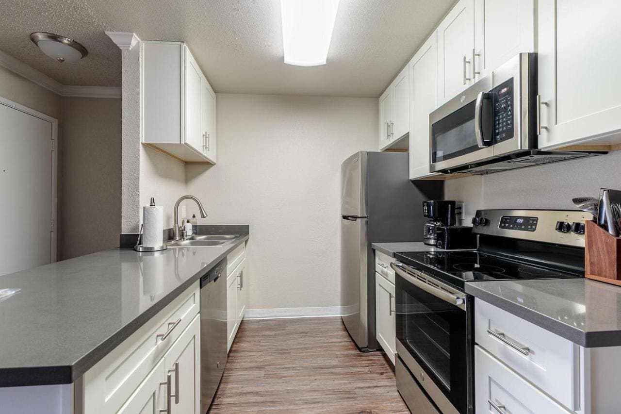 Foto 2 von 20: Pet-Friendly 1Br Apartment in Alameda + Parking