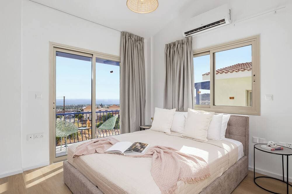Foto 2 von 30: Aura Sun Holiday Homes - 2Bd Villa w/ Private Pool