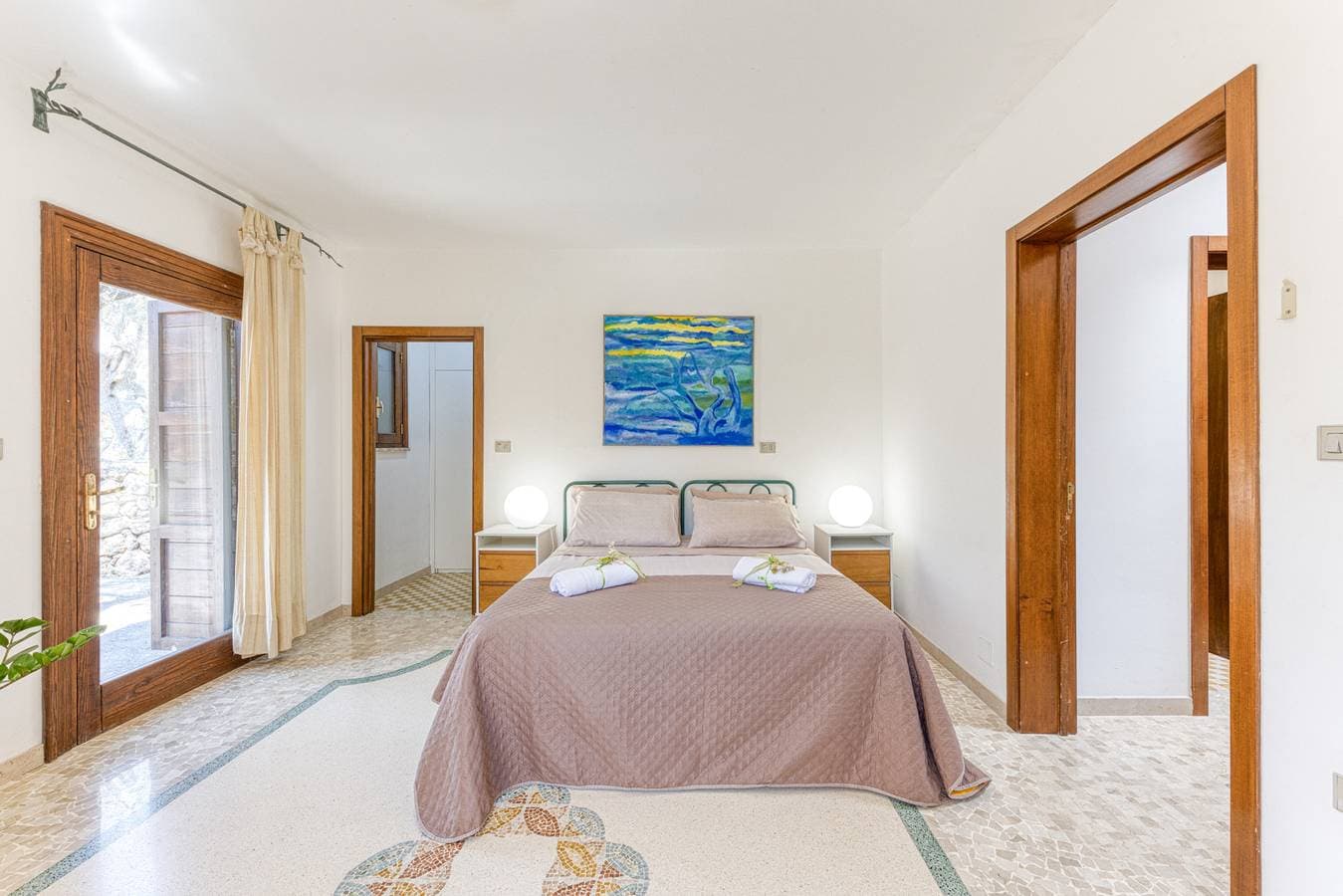 Foto 11 von 40: Hübsches Steinhaus mit Meerblick u. Außenwhirlpool