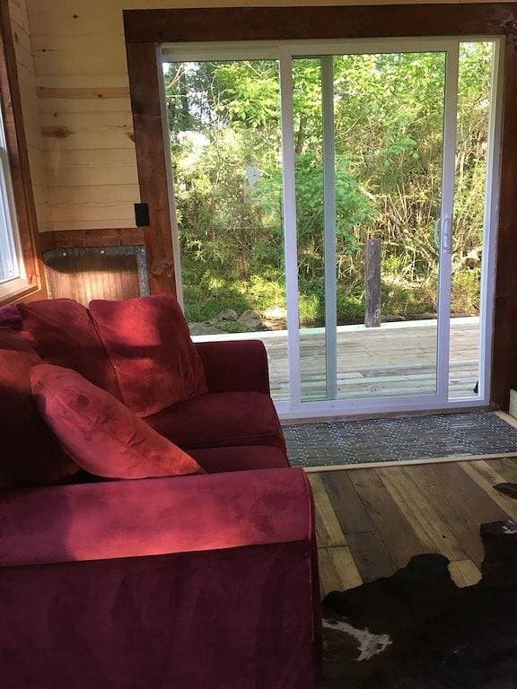 Foto 6 von 32: Horse Farm Retreat Creekside winziges Haus, 4 Personen und tierfreundlich