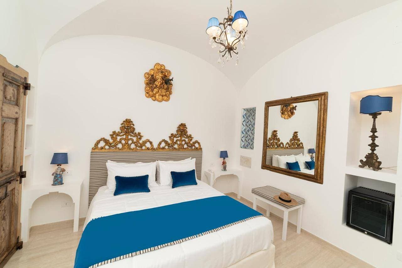 Foto 6 von 11: Double Room with Balcony and Sea View