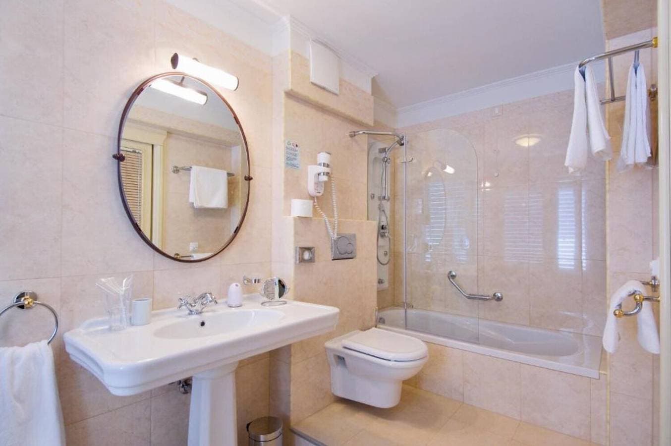 Foto 5 von 13: Apartments and Room Luxury dream