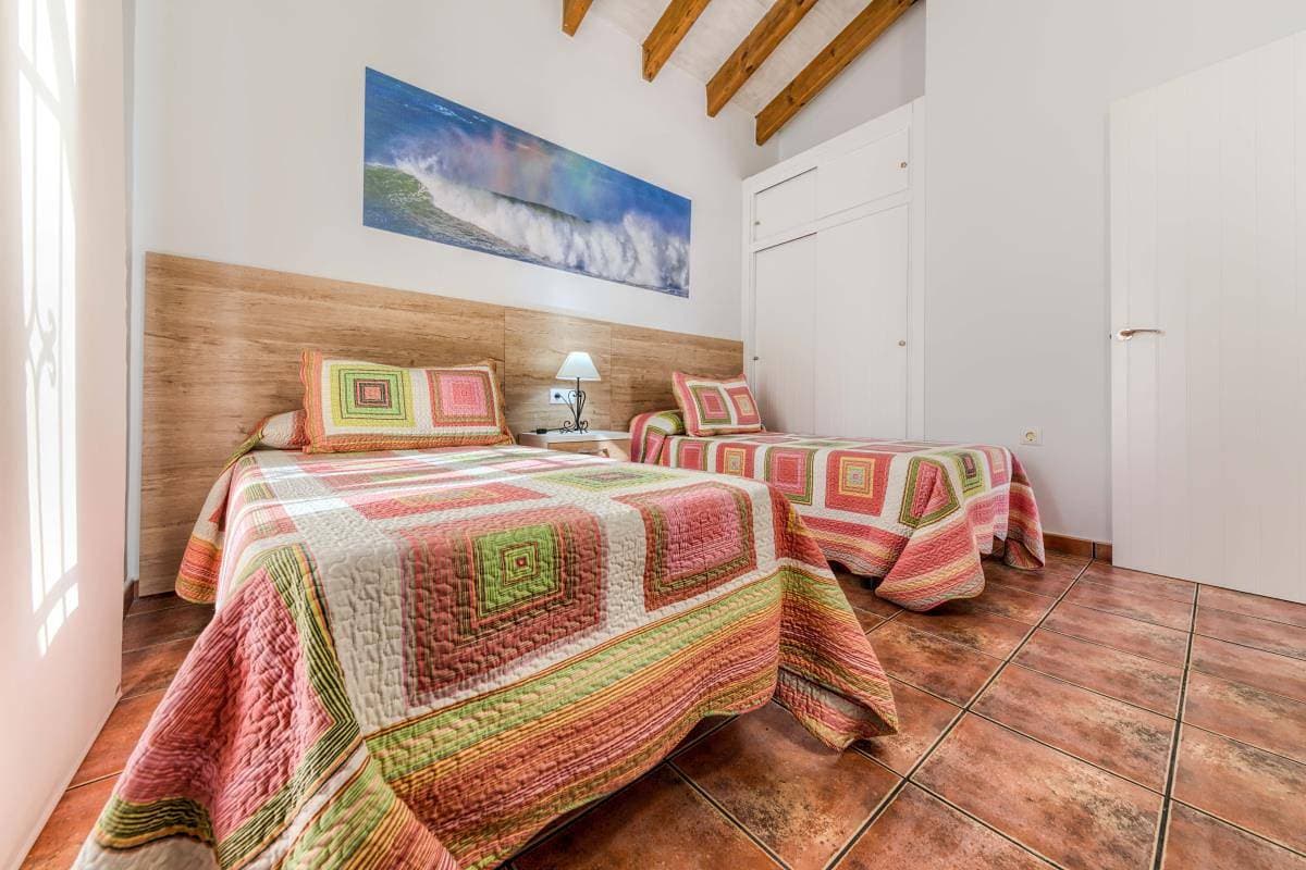 Foto 5 von 18: Casa Los Pinos Torre Atalaya - Andalusisches Cortijo mit viel Komfort und eingezäuntem Pool