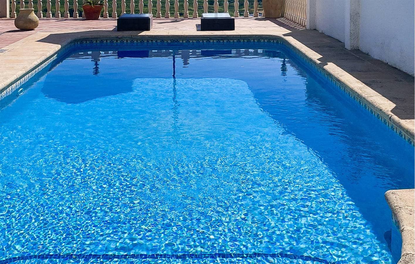 Foto 7 von 23: Modernes Apartment mit Pool und Terrasse in Orba, nahe dem Stadtzentrum