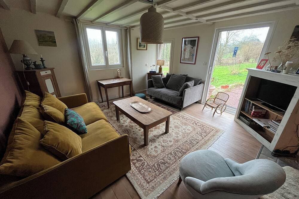 Foto 11 von 30: Cosy house in Normandy. Fireplace and large garden, near Villages and Beaches.
