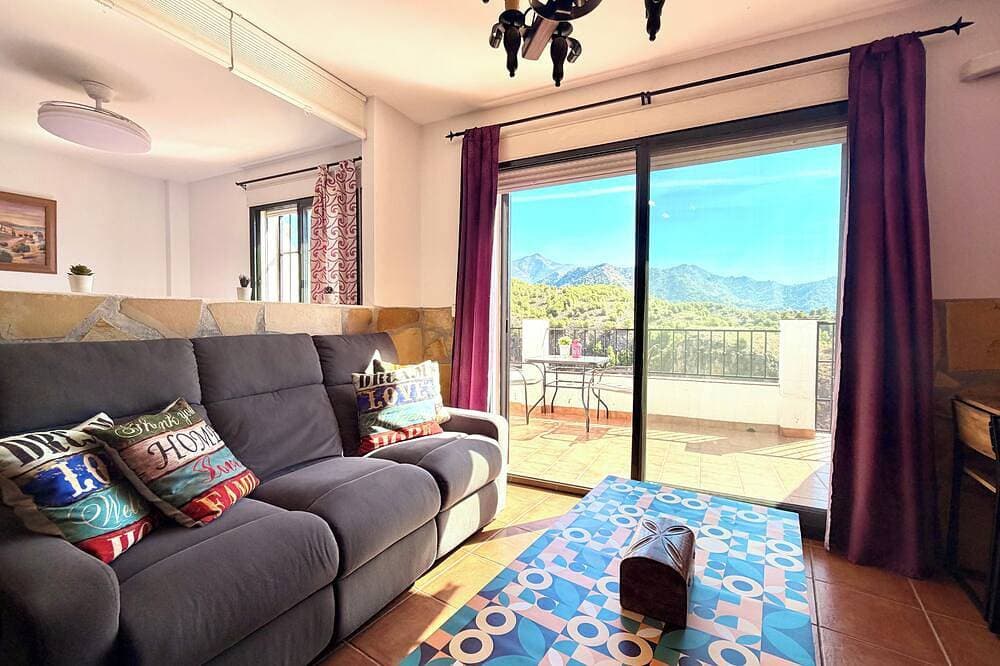 Foto 11 von 30: Geniessen Sie Die Sonne Und Den Herrlichen Blick Von Der Terrasse<br><br>Wohnung Axarquía 1-3