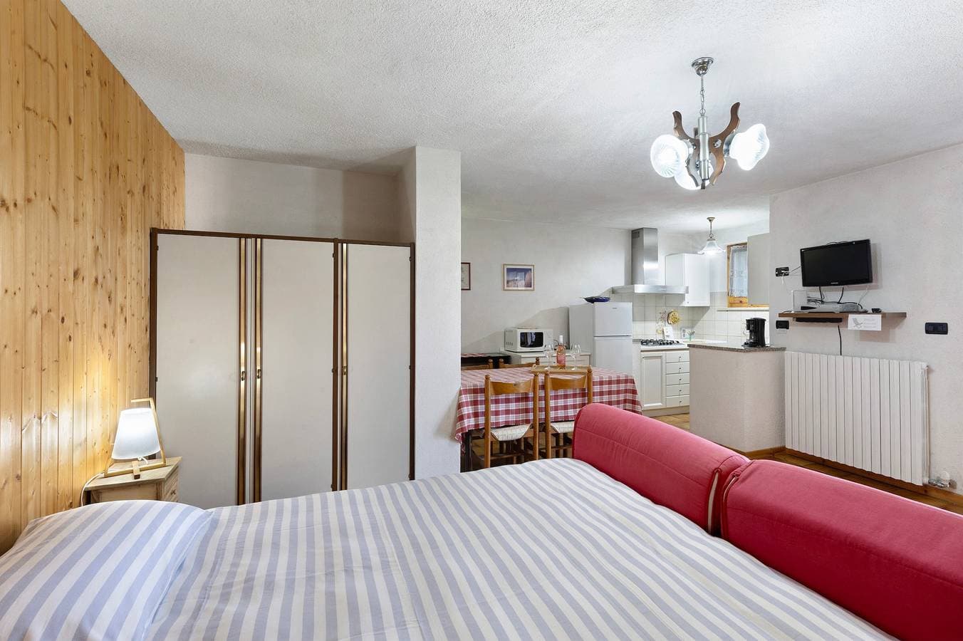 Foto 7 von 27: Monoroom mit Garten- und Seeblick, privater Terrasse und WLAN