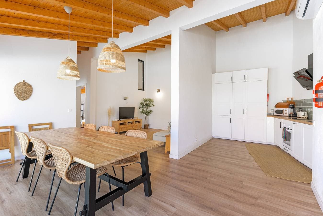 Foto 7 von 43: Ferienhaus 'Esteva Country House' mit Bergblick, WLAN und Klimaanlage