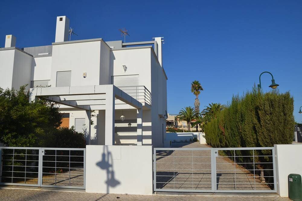 Foto 12 von 30: Haus am Strand, Manta Rota, Algarve (Privater Pool, Grill im Freien, Free Wifi, AC ..)