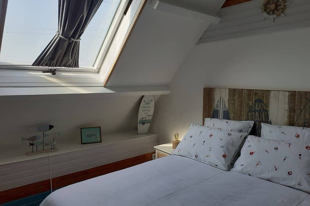 Foto 3 von 30: Quiet fisherman's cottage, 400 m from beach, sea view. Ideal for families