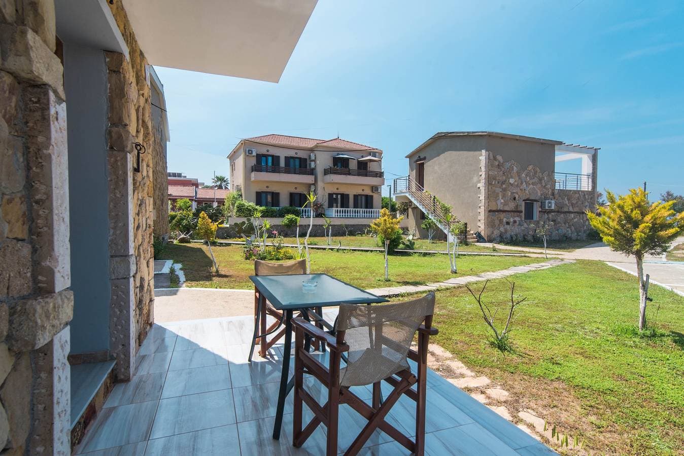 Foto 2 von 23: Mirage Arillas Studio Typ B14' mit Meerblick, Gemeinschaftspool und WLAN