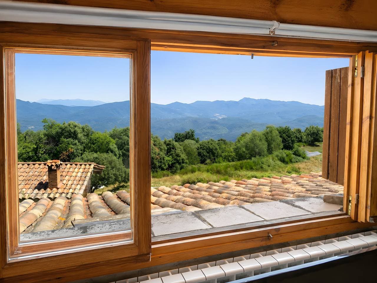 Foto 2 von 13: Les Golfes · Ländliches Loft mit Talblick