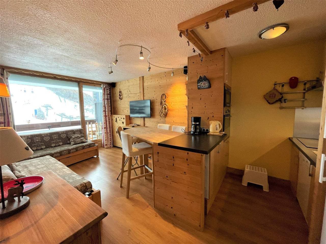 Wunderschöne Ski-in/Ski-out Ferienwohnung für 4 Pers. im Herzen von Les Menuires 1