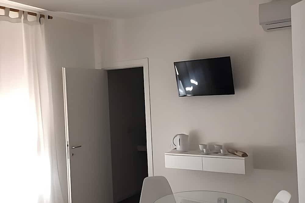 Foto 11 von 15: Zimmer 'Camera Matrimoniale Monica' mit WLAN und Klimaanlage