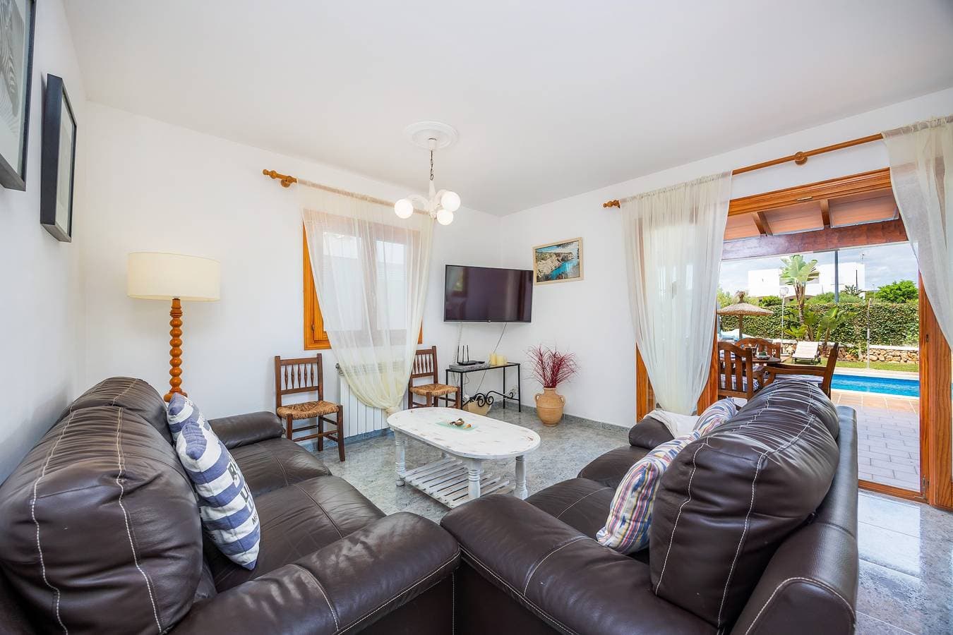 Foto 10 von 33: Villa 'Hector' mit Bergblick, Wi-Fi und Klimaanlage