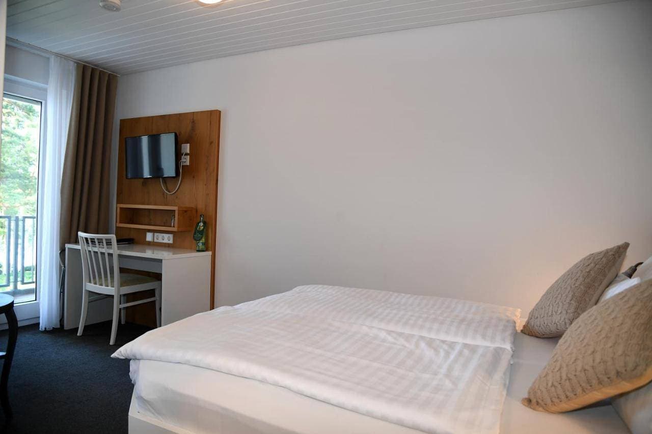 Foto 9 von 9: Double Room with Lake View