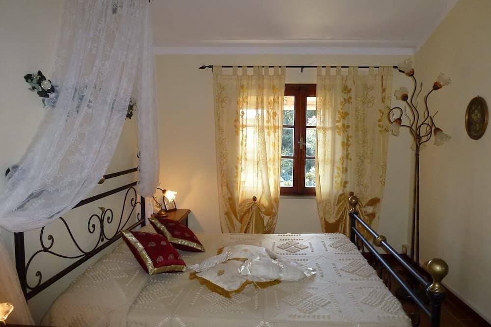 Foto 2 von 30: TV119: Schnuckeliges Ferienhaus für 4 Personen mit privatem Pool in der Natur