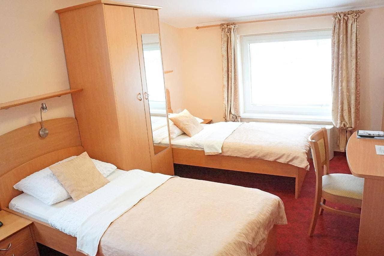 Foto 7 von 9: Twin Room
