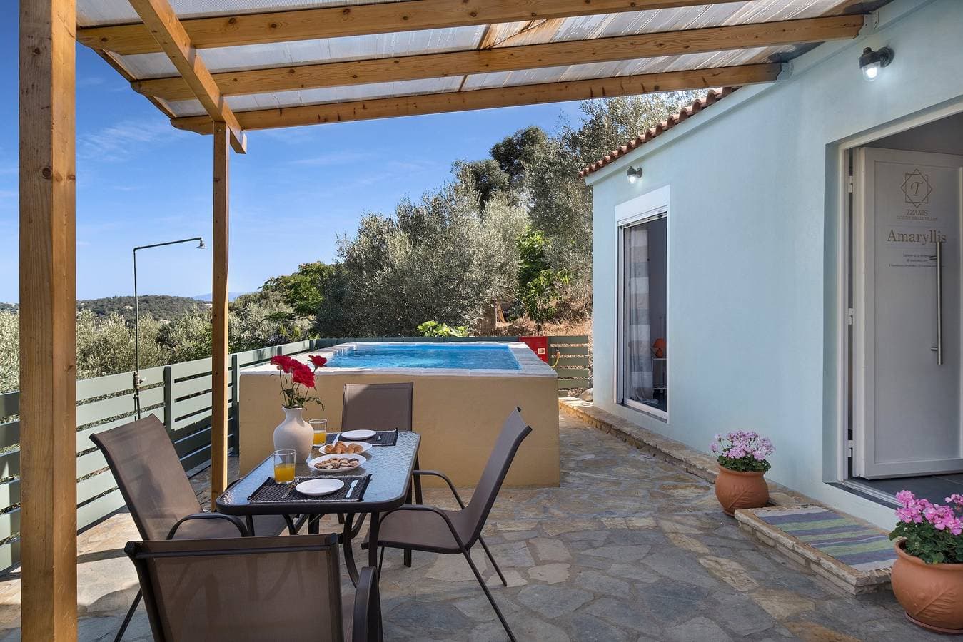 Foto 3 von 22: Villa "Amaryllis" mit Meerblick, 2 privaten Terrassen und WLAN