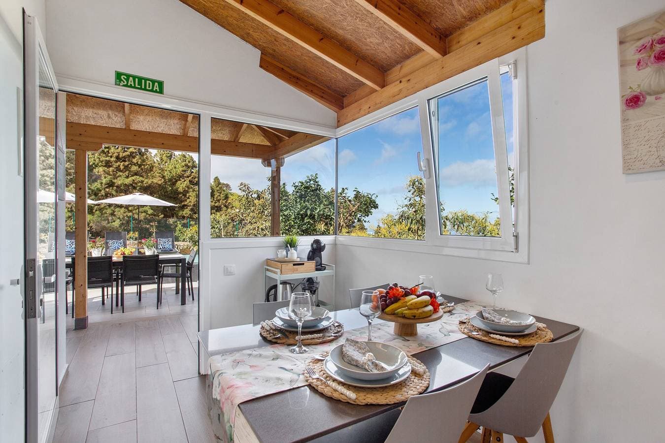 Foto 5 von 36: Wunderschönes „Casa Adayeim 1“ mit Pool, WLAN, Terrassen, Meer- und Bergblick