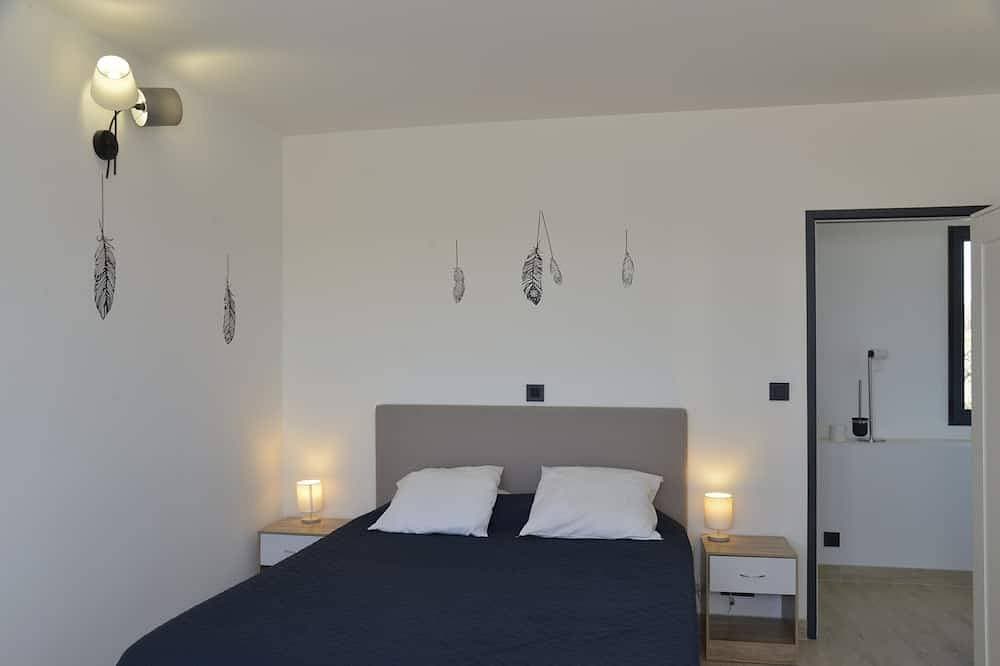 Foto 6 von 30: \"Charm and modernity: air-conditioned former sheepfold with heated swimming pool,