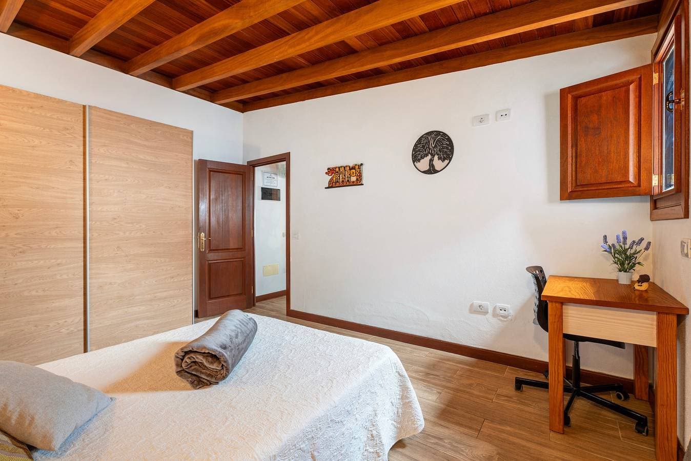 Foto 10 von 26: Ferienwohnung 'Casa Frente Al Mar La Ponderosa' mit Meerblick