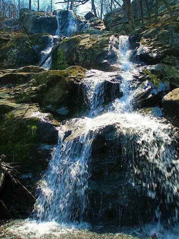 Foto 5 von 19: Romantische Paare entkommen schöne Aussicht auf die Berge, Whirlpool, See in der Nähe von Luray