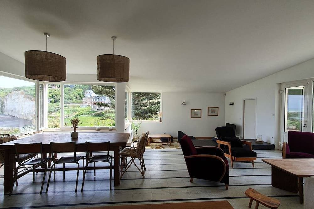 Foto 7 von 12: House with exceptional sea view and beach on foot for 7 people