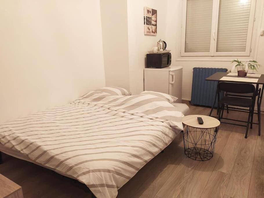 Foto 6 von 13: One-Bedroom Apartment