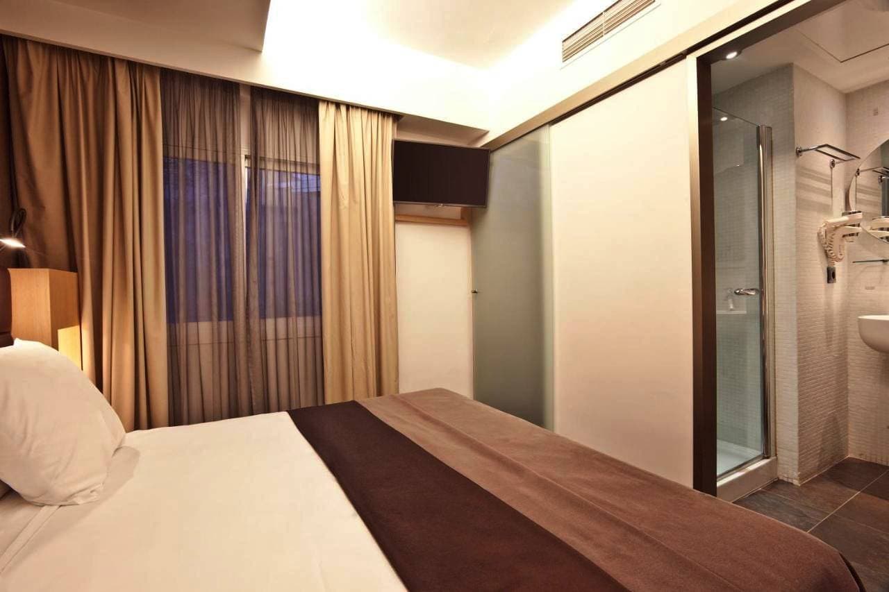 Foto 2 von 39: Hotel für 10 Personen mit Terrasse