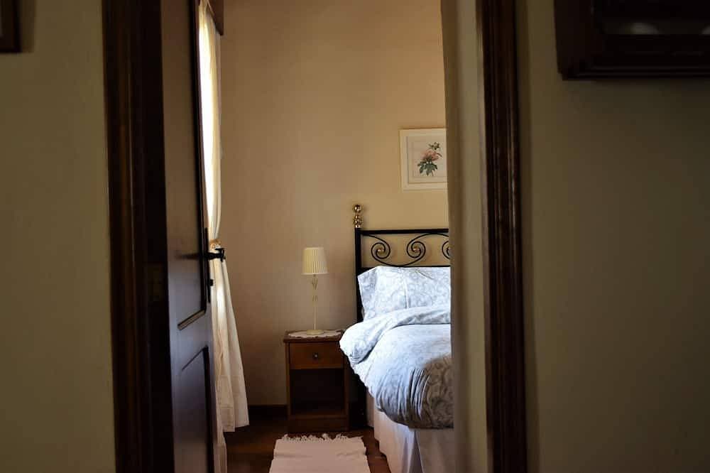 Foto 6 von 30: Villa I Schlafzimmer mit beheiztem Pool und privatem Grill